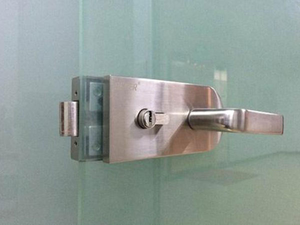 丹陽開鎖換鎖(24小時開鎖電話)